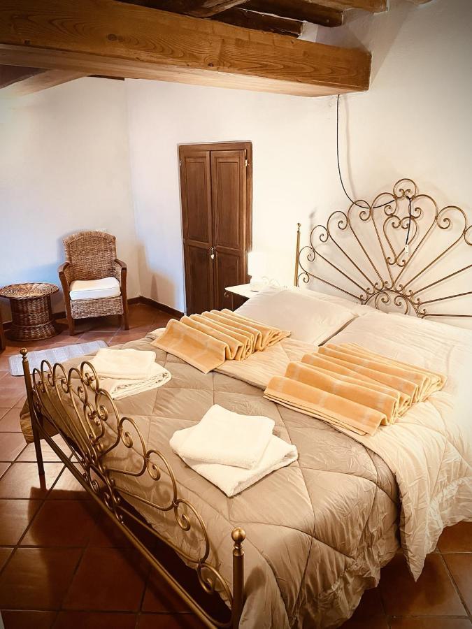 Hotel In Castello Gallicano Exterior foto